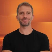 Ардит Сульце — преподаватель Python и объектно-ориентированного программирования