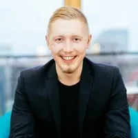 Марк Уинтерботтом — фотография из профиля Udemy